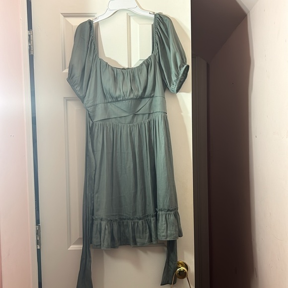 Alterd state raella crossover dress in dusty green - Picture 3 of 4